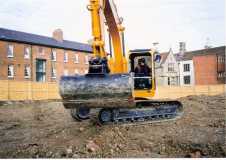 Nick Drew Excavators Hyundai Robex 130LC-3 - 4